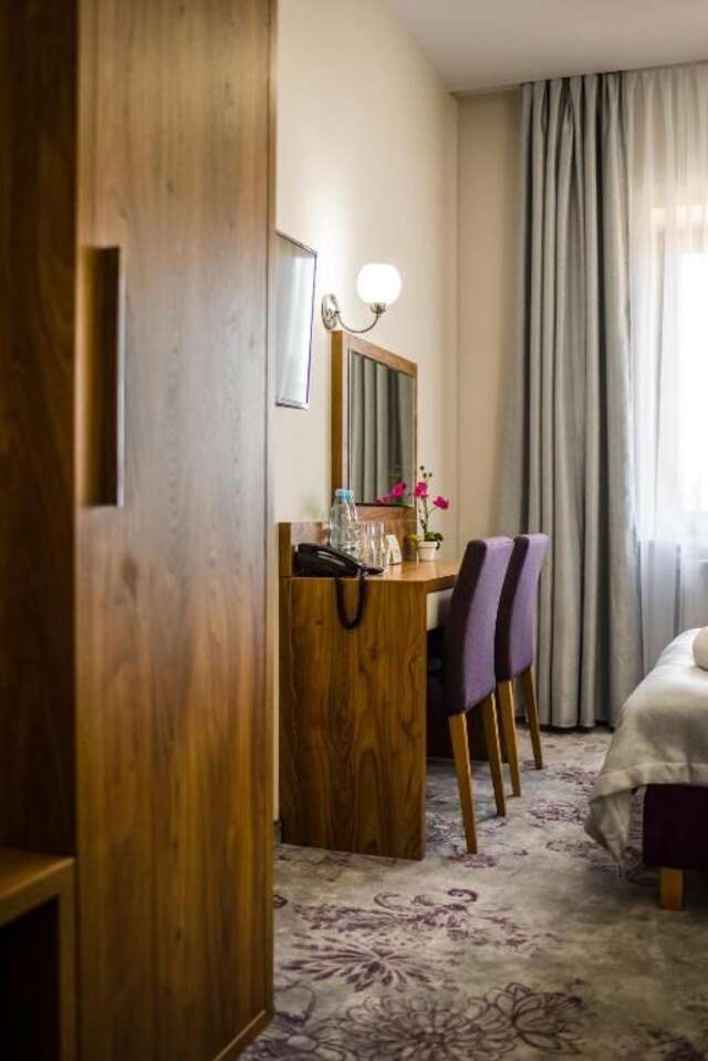 Отель Hotel Polonia Бяла-Подляска-57
